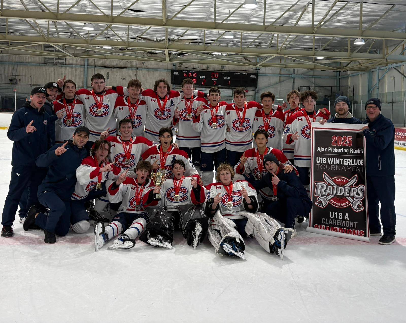 25-26_18A_Ajax_Winterlude_Champs.jpg